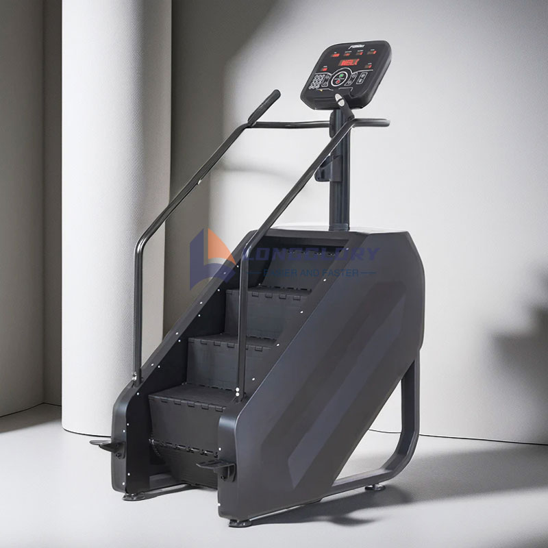 Anong mga kalamnan ang pangunahing target ng hagdanan ng climber machine?