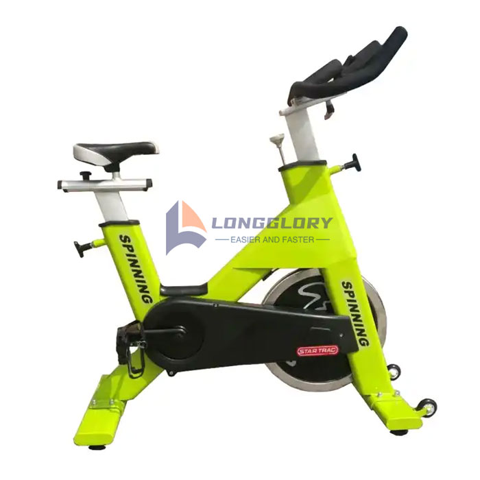 Ang pagkakaiba sa pagitan ng mga elliptical machine at pag -ikot ng mga bisikleta