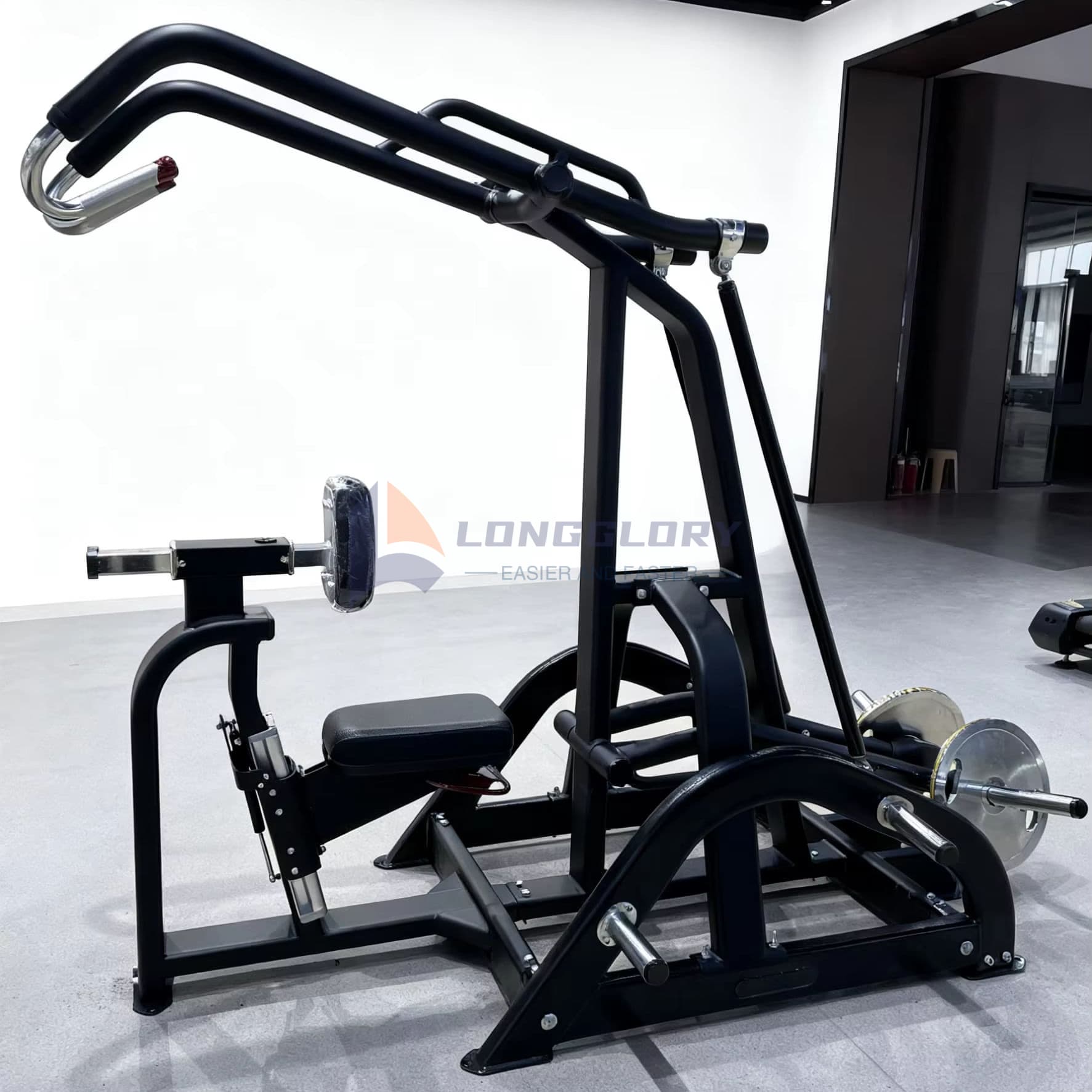 Dalawang Paraan para Gamitin ang Lat Pulldown Machine