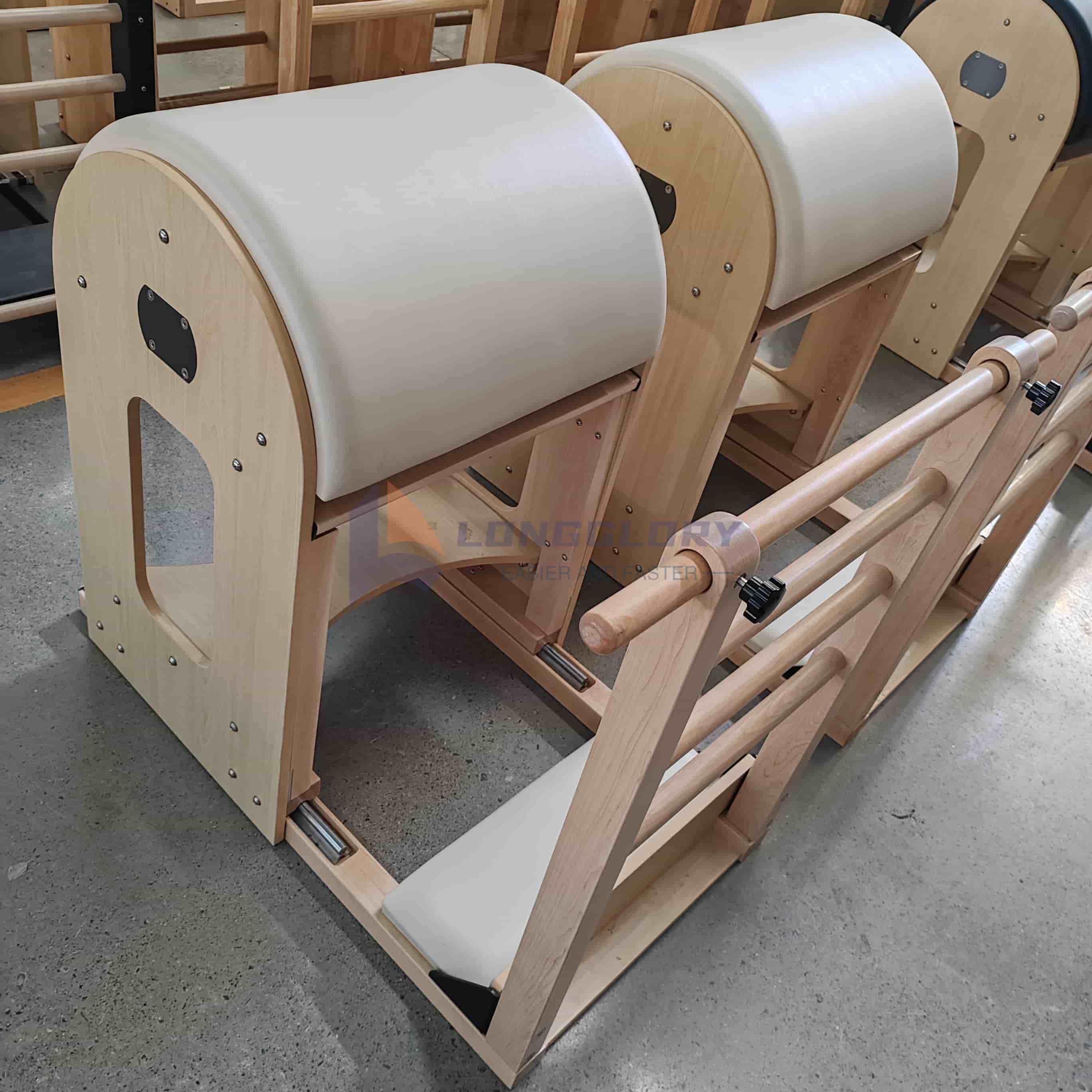 Adjustable Maple Wood Ladder Barrel